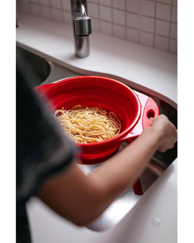 Дуршлаг складной на ножках Dexas Collapsible Colander 3800 мл 25 см силиконовый красный (10CC1795)