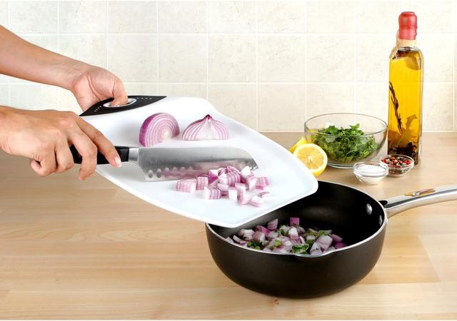 Набор кухонных досок-подносов Dexas 2хChop&Scoop Cutting Board для нарезки и сервировки Белый (dx-200-32-25)